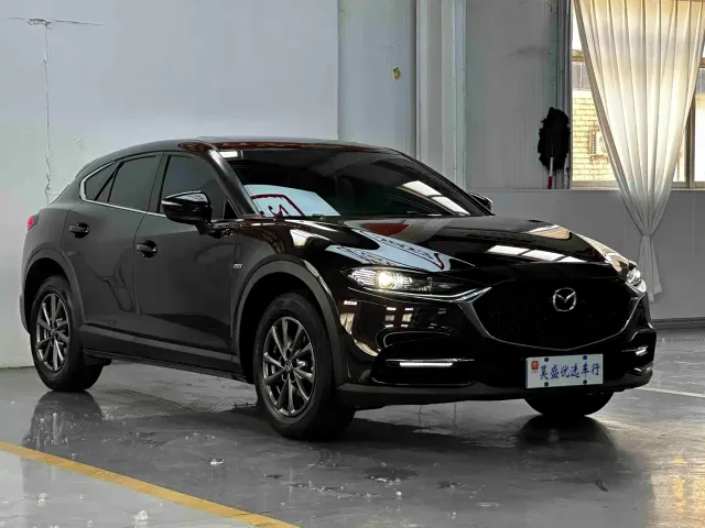 Mazda CX-4 — Фото автомобиля 3