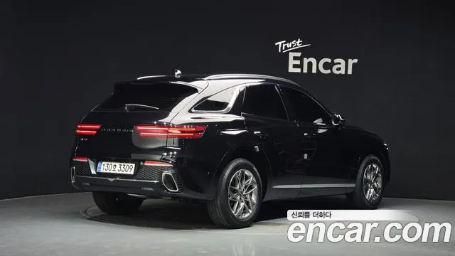Genesis GV70 2.5T Бензин 2WD — Фото автомобиля 2