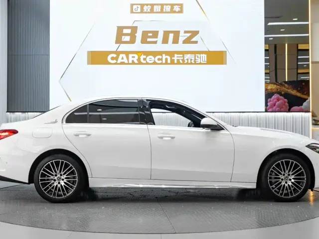 Mercedes-Benz C-Class — Фото автомобиля 4