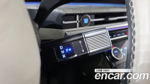 Hyundai Santa Fe MX5 — Фото автомобиля 12