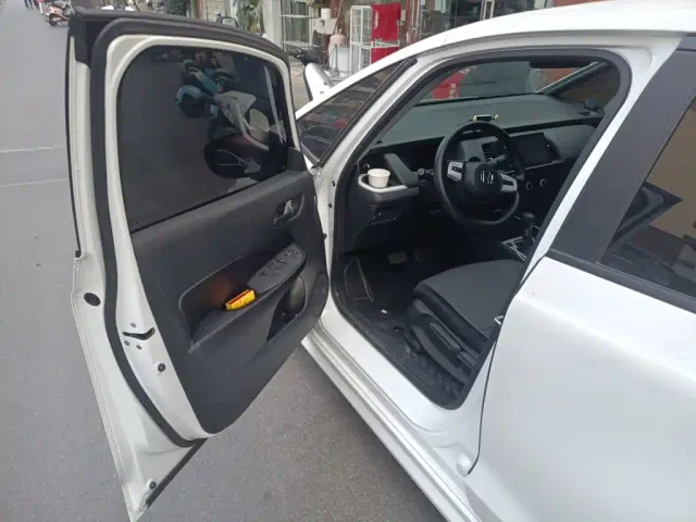 Honda Fit — Фото автомобиля 12