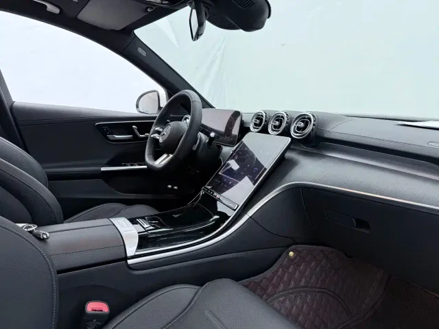 Mercedes-Benz C-Class — Фото автомобиля 9