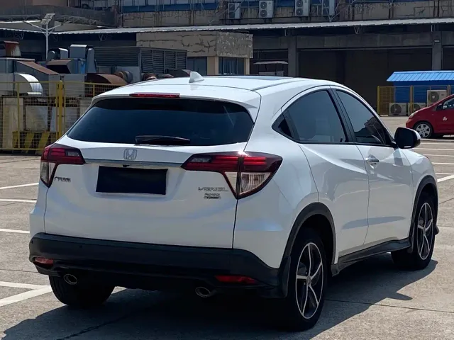Honda Vezel — Фото автомобиля 7