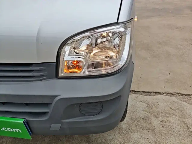 Wuling Zhiguang — Фото автомобиля 23