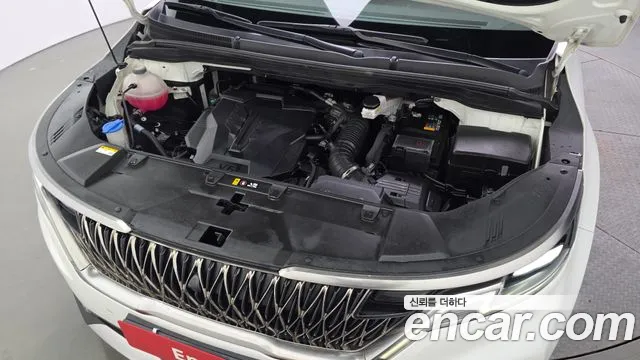 Kia Carnival Generation 4 — Фото автомобиля 6