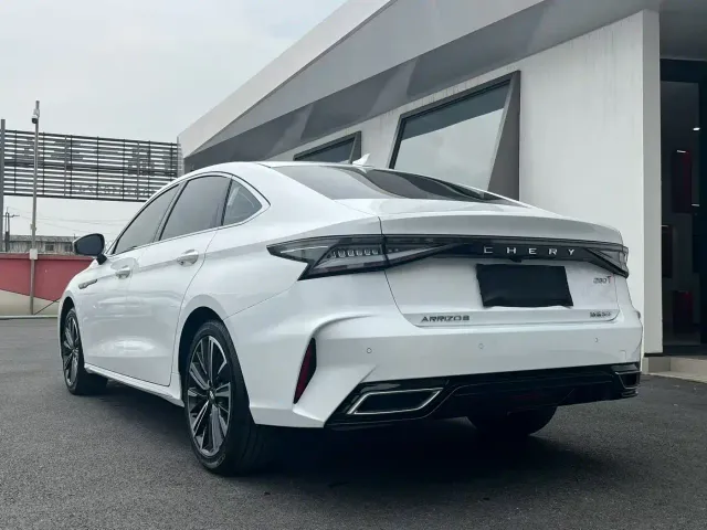 Chery Arrizo 8 — Фото автомобиля 9