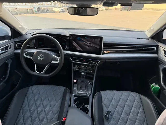 Volkswagen Sagitar — Фото автомобиля 9