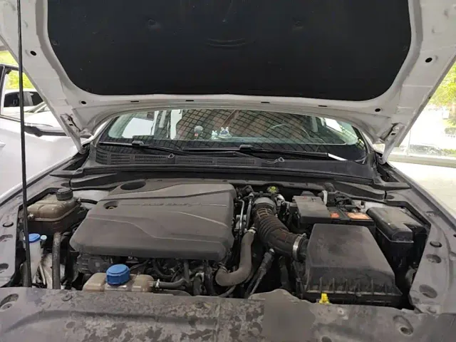Changan Eado — Фото автомобиля 19