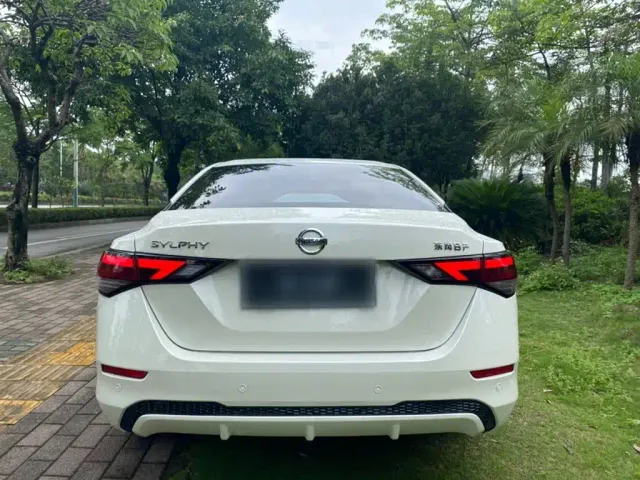 Nissan Sylphy — Фото автомобиля 7