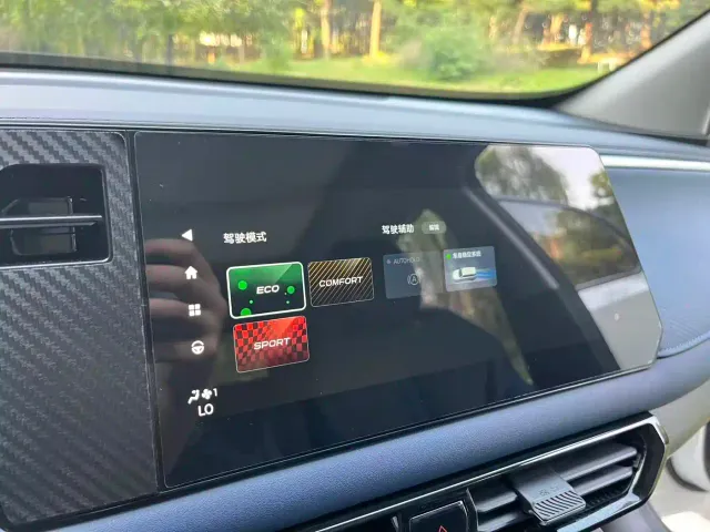 GAC Trumpchi GS3 — Фото автомобиля 12