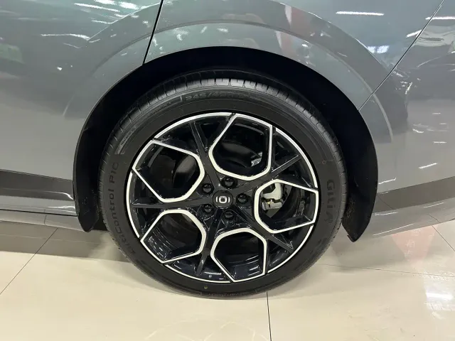 Changan Qiyuan A07 — Фото автомобиля 25