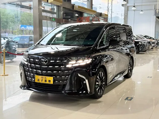 Toyota Alphard — Фото автомобиля 3