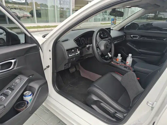 Honda Civic — Фото автомобиля 13