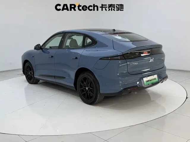 IM Motors LS6 — Фото автомобиля 7