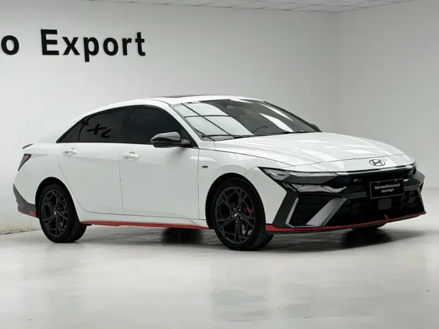 Hyundai Elantra — Фото автомобиля 3