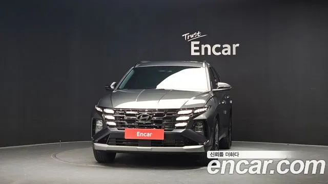 Hyundai Tucson Новый Tucson (NX4) Бензин 1.6 турбо 2WD — Фото автомобиля 2