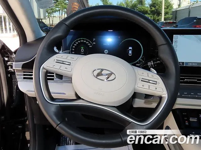 Hyundai Grandeur (New) Hybrid — Фото автомобиля 8