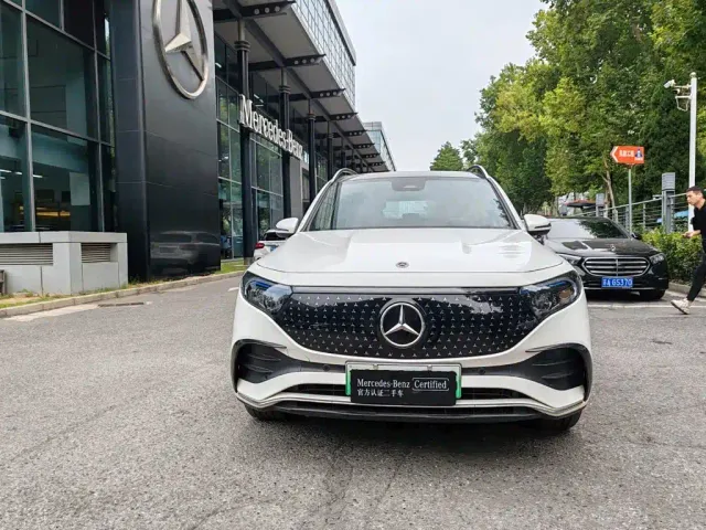 Mercedes-Benz EQB — Фото автомобиля 5