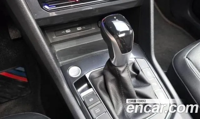 Volkswagen Tiguan — Фото автомобиля 9