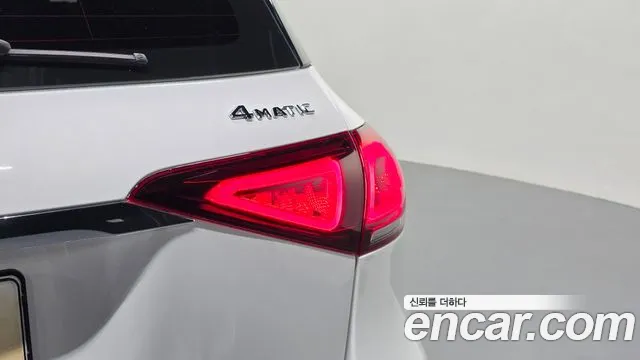 Mercedes-Benz GLE-Class — Фото автомобиля 8