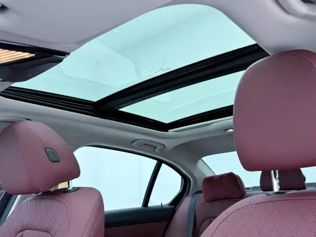 BMW 3 Series — Фото автомобиля 18