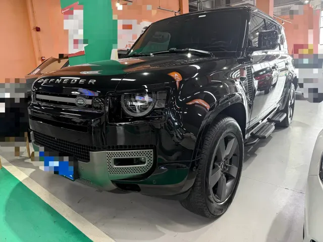 Фотография автомобиля — Land Rover Defender