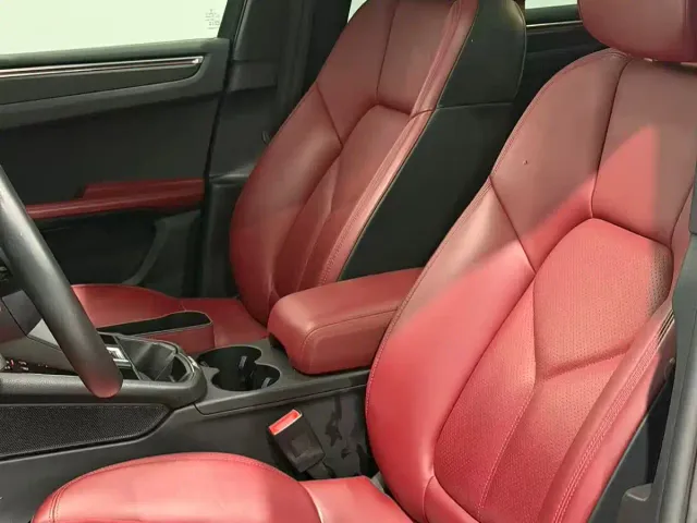 Porsche Macan — Фото автомобиля 10