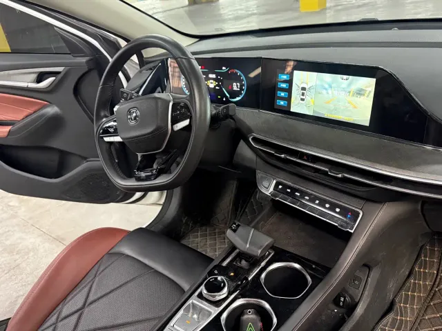 Changan Eado — Фото автомобиля 9