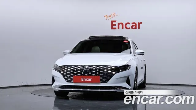 Hyundai Grandeur Grandeur (New) — Фото автомобиля 3