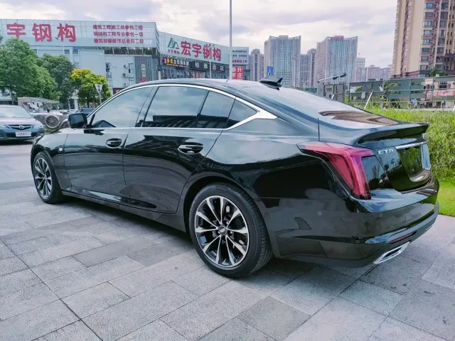 Cadillac CT5 — Фото автомобиля 6