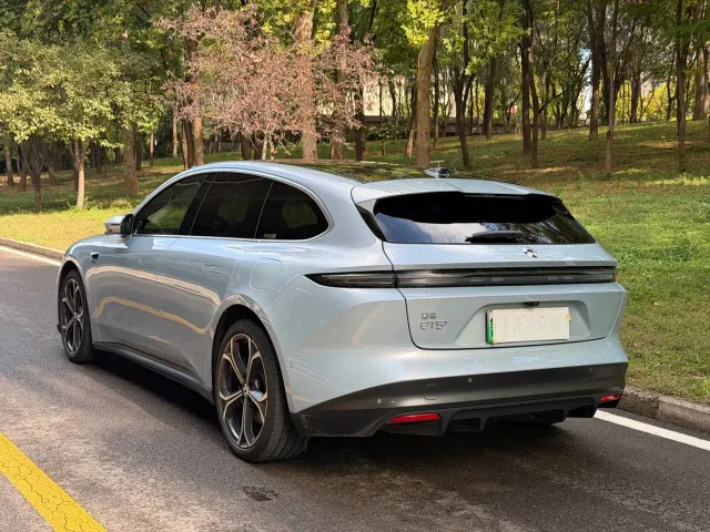 Nio ET5 Touring — Фото автомобиля 4