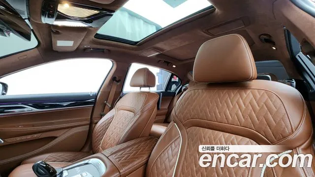 BMW 7-Series 7 серия (G11) — Фото автомобиля 18