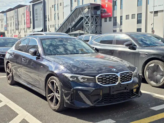 BMW 3 Series — Фото автомобиля 2