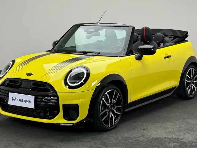 Фотография автомобиля — MINI Hatch