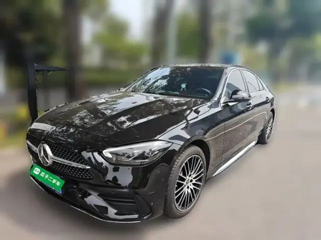 Фотография автомобиля — Mercedes-Benz C-Class