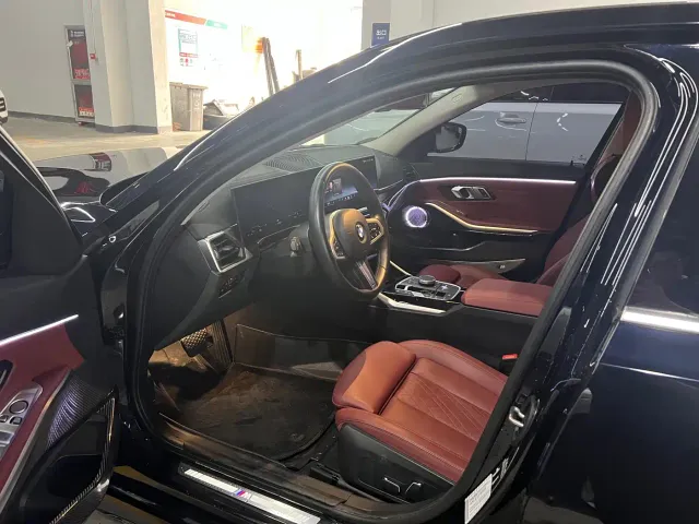 BMW 3 Series — Фото автомобиля 7