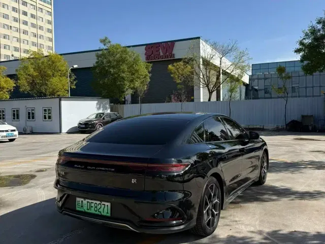 BYD Han — Фото автомобиля 7