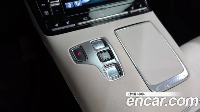 Hyundai Grandeur New — Фото автомобиля 9