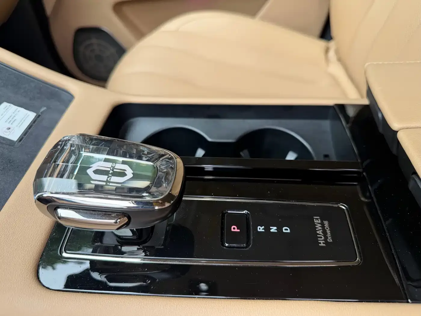 AITO Wenjie AITO M7 2022 1.5T AWD Luxury Edition — Фото автомобиля 9
