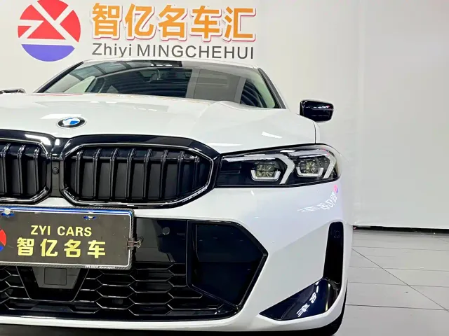 BMW 3 Series — Фото автомобиля 13