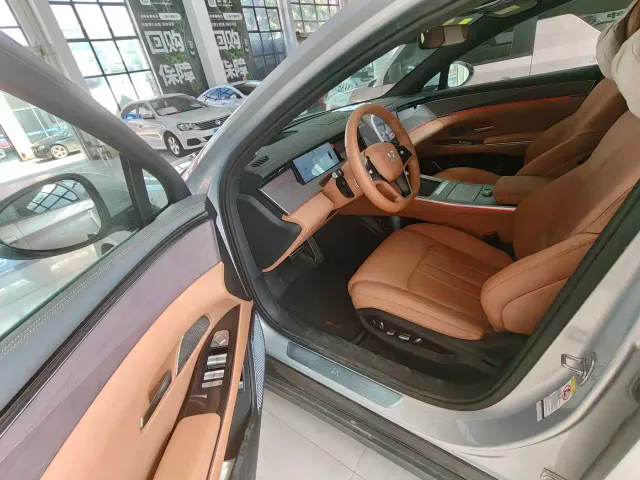 BYD Han L — Фото автомобиля 6