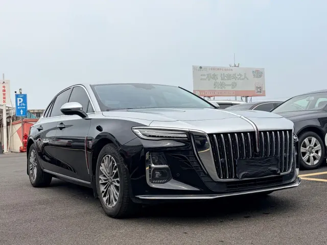 Hongqi H5 — Фото автомобиля 3