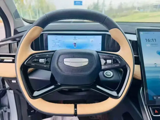 Geely Boyue L — Фото автомобиля 7