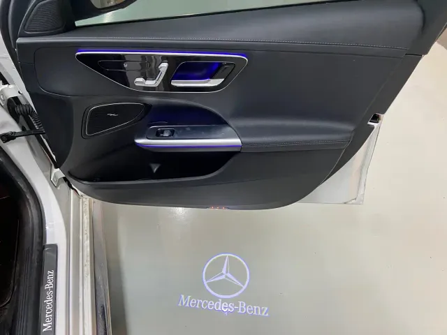 Mercedes-Benz C-Class — Фото автомобиля 10