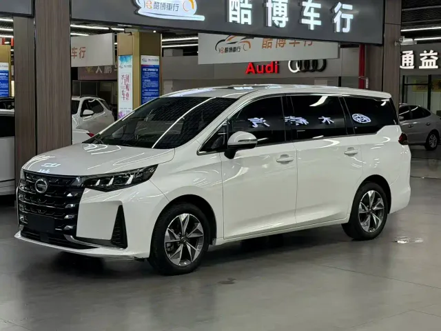 Фотография автомобиля — GAC Trumpchi M6