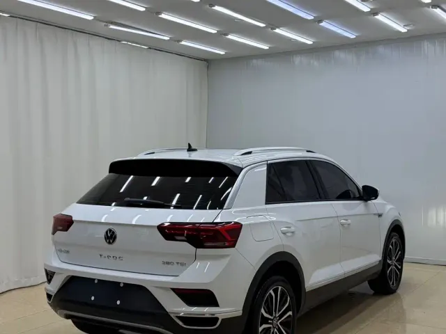 Volkswagen T-Roc — Фото автомобиля 4