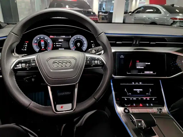 Audi A6L — Фото автомобиля 9