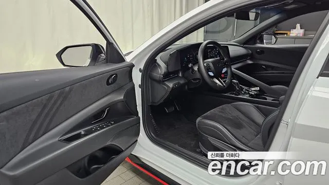 Hyundai AVANTE — Фото автомобиля 10