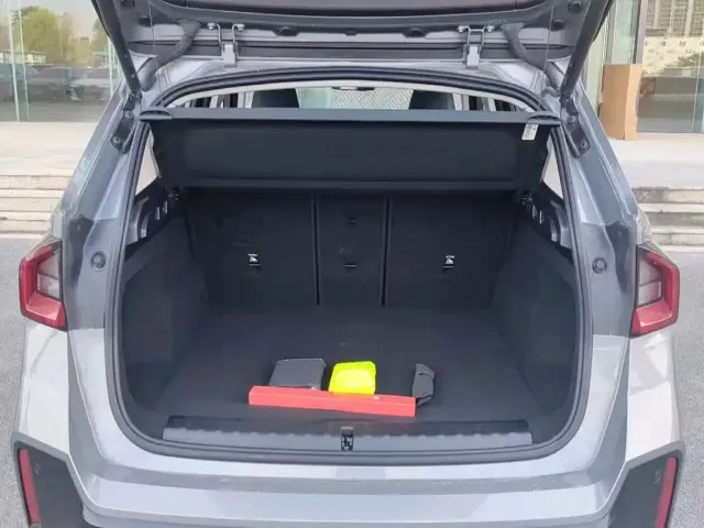 BMW BMW X1 2024 sDrive25Li M Sport Package — Фото автомобиля 13