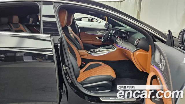 Mercedes-Benz AMG GT 4 двери 43 4MATIC+ — Фото автомобиля 11